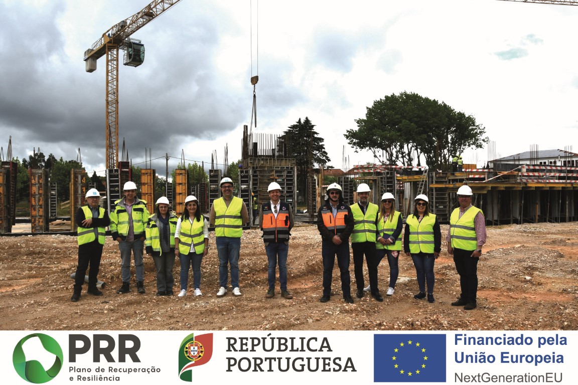 Visita às obras da Escola Pedro Ferreiro