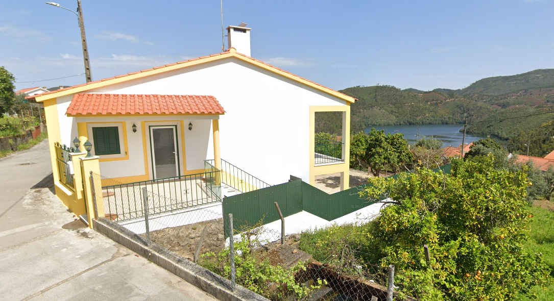 Lake House