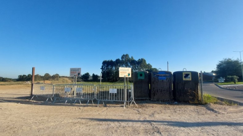 Não deixe os monos ou os resíduos verdes em qualquer lugar