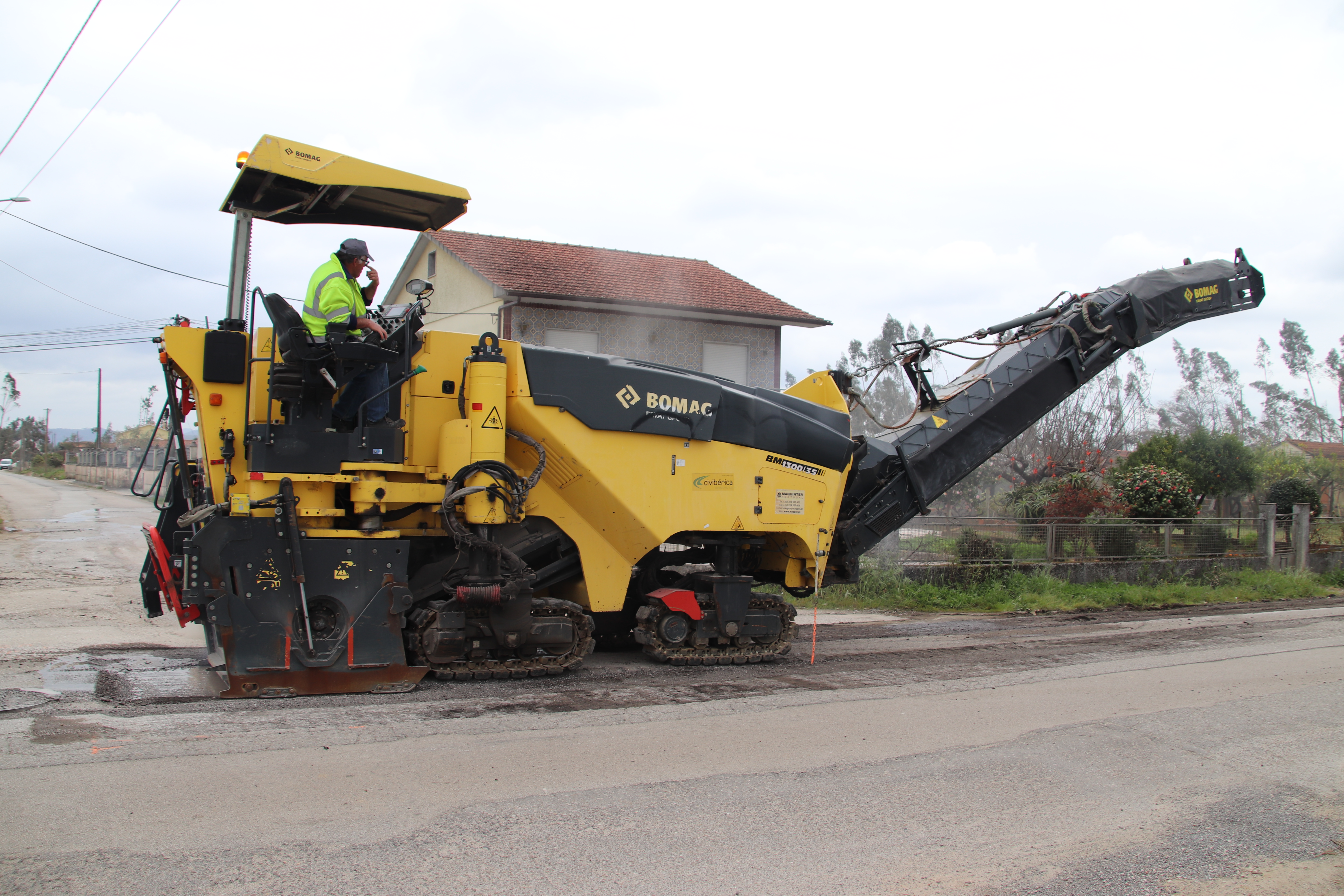 Obras em Águas Belas