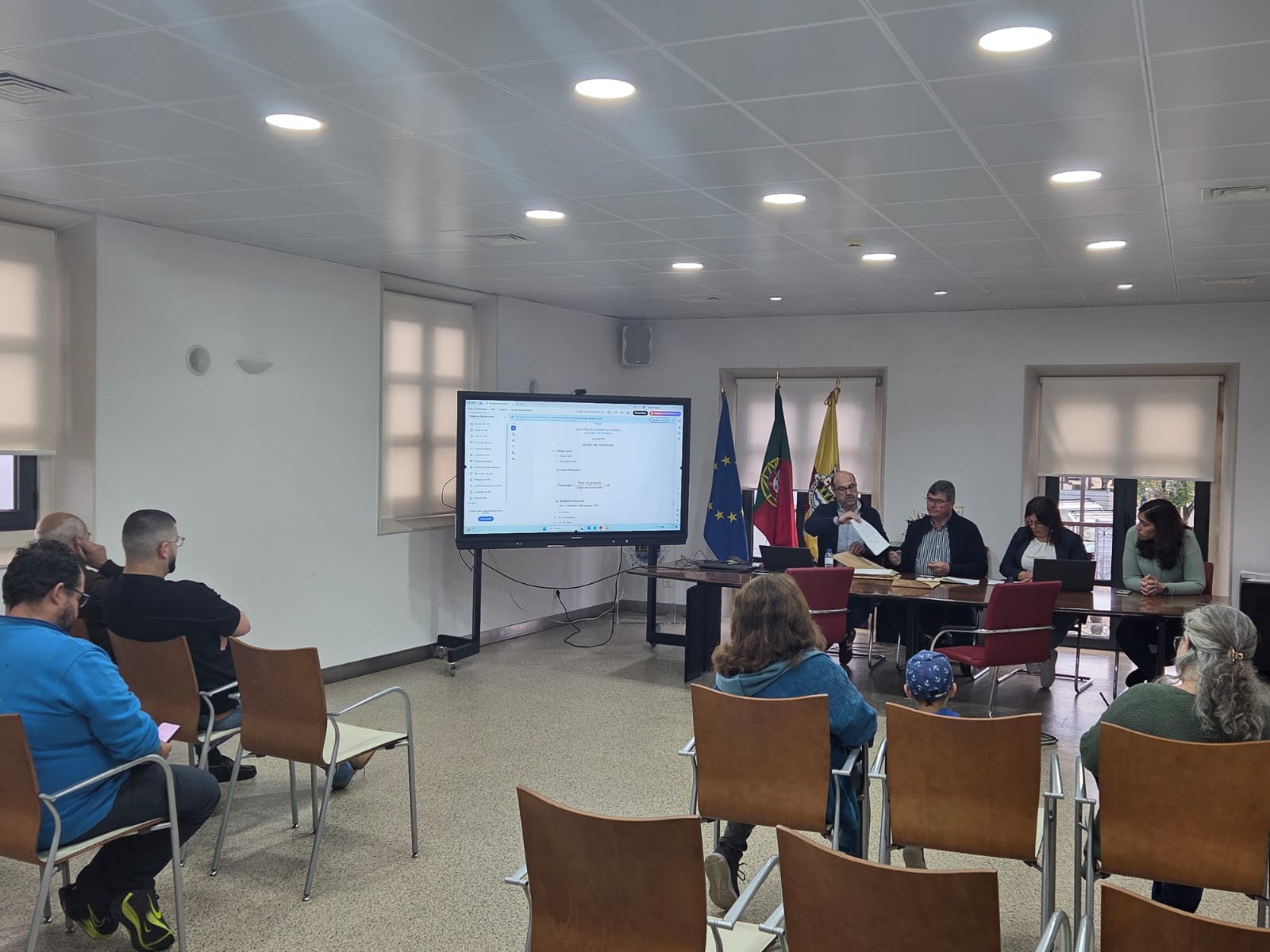 Hasta pública para concessão do bar da praia fluvial da Bairrada/Bairradinha