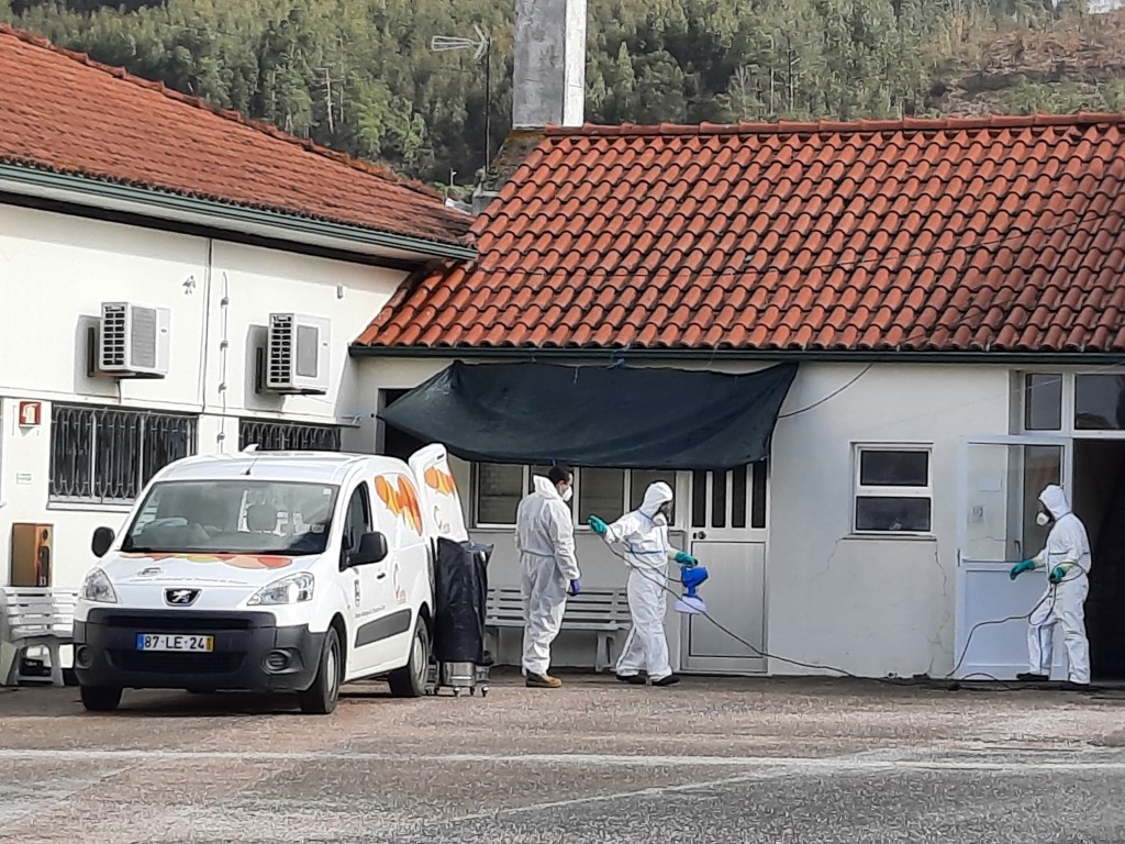 Equipas especializadas para descontaminação de espaços sociais