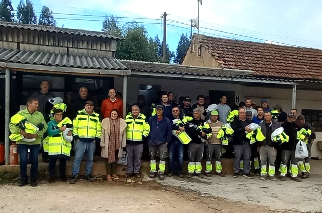  Entrega de fardamento de inverno e EPI