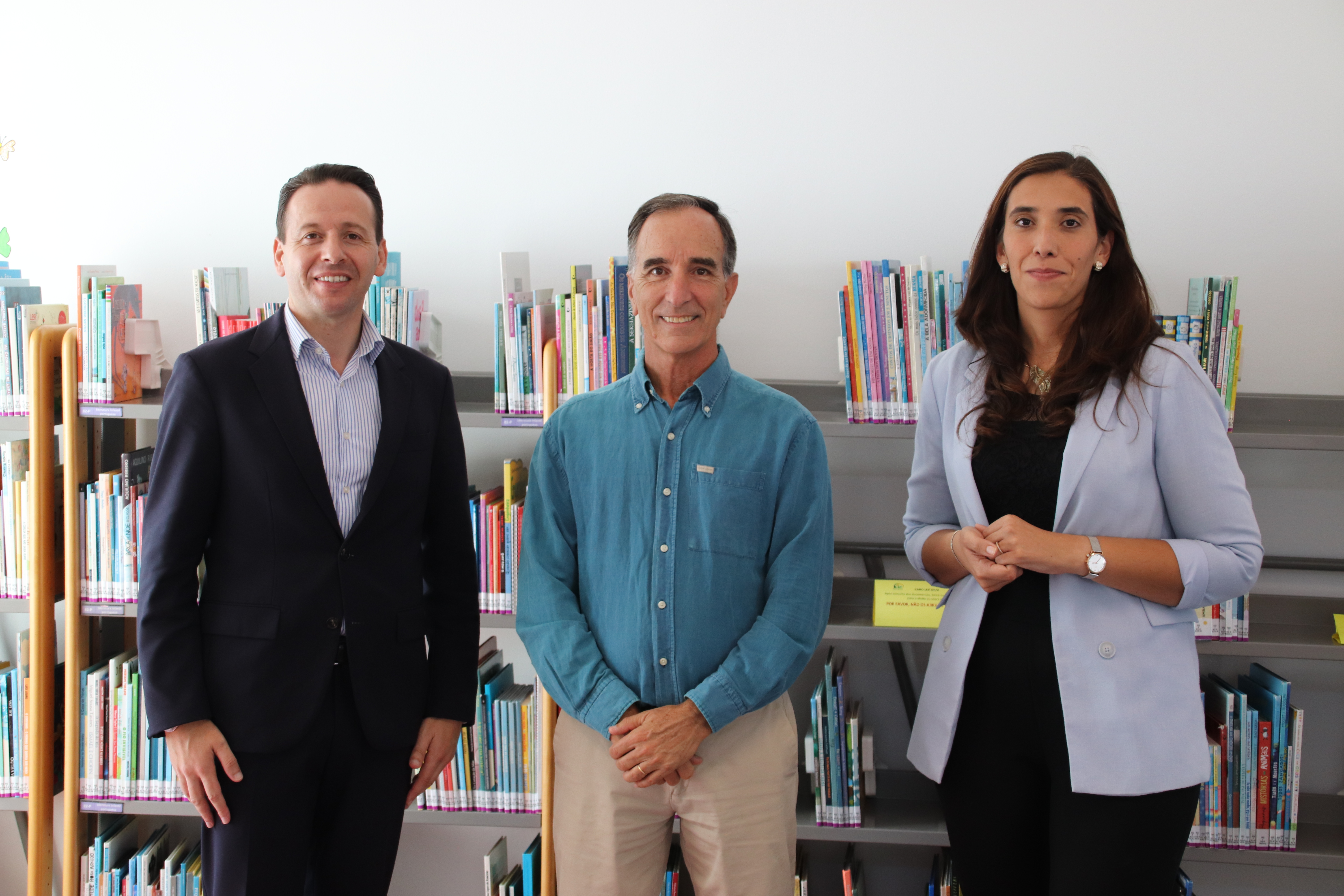 Biblioteca Municipal recebe doação de livros da Fundação Maria Dias Ferreira